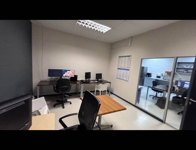 BUSINESS PROPERTY TO RENT IN NORTHGATE ISLAND